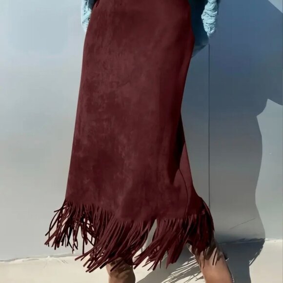 Elegant Fringe Hem -Length Skirt - Burgundy Brown All-Season Flowering Fringe - Picture 2 of 5